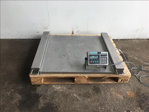 stainless floor scale