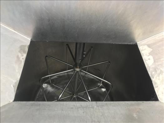 Stainless whisk mixer