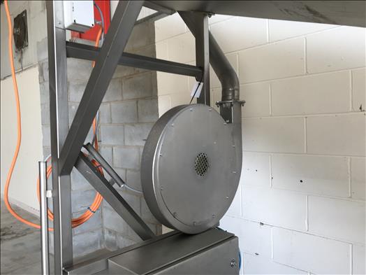 Stainless elevator conveyor with blower