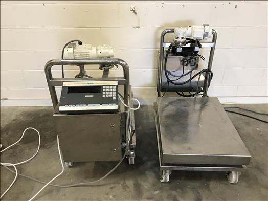 Stainless platform scale / balance trolley