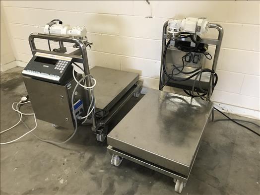 Stainless platform scale / balance trolley