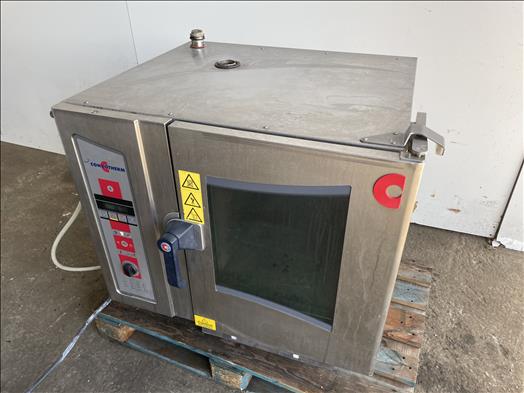 Combi oven	