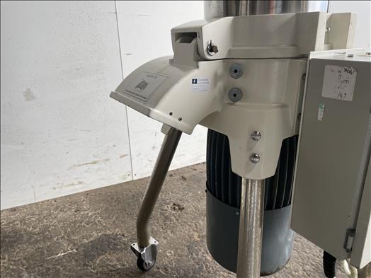 Crumbing machine