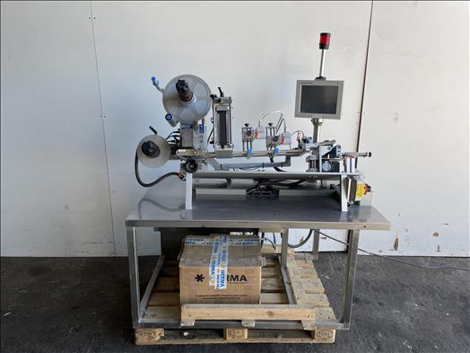 Semi automatic wrap labeller