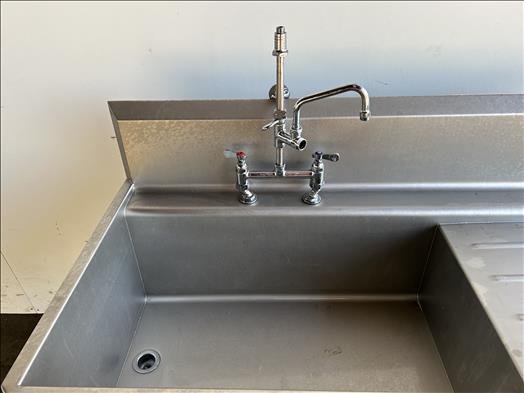 Stainless sink