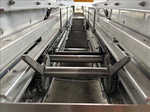 Two flap sealer