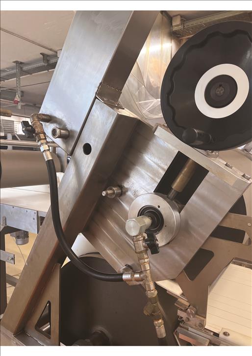 Energy bar production line