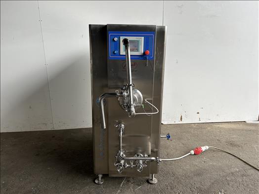 Ice cream freezer