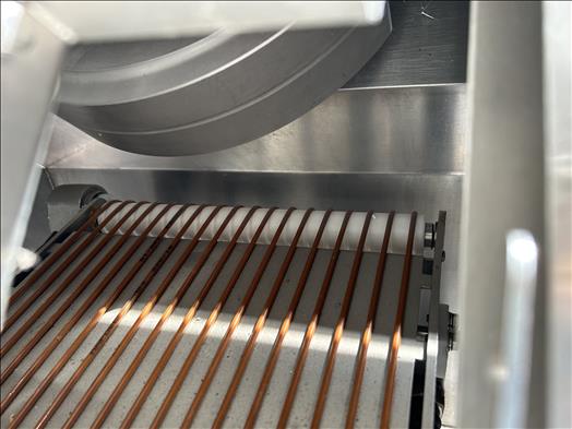 Automatic slicer