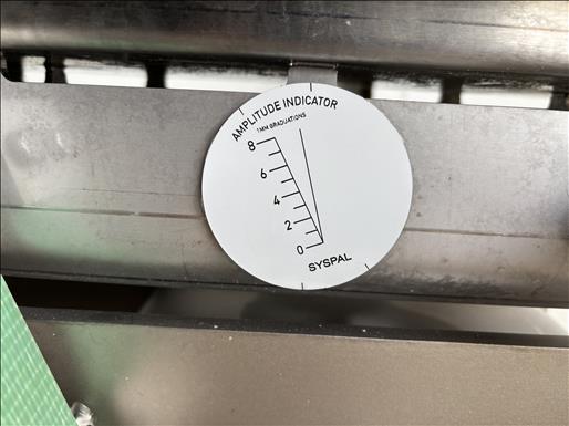 Vibratory conveyor