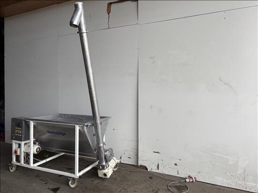 Mobile screw elevator