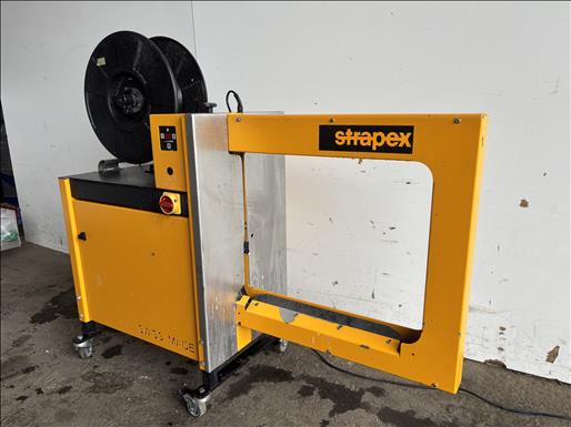 Strapping machine