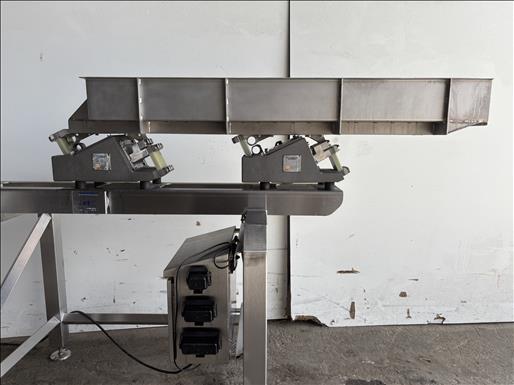 Vibratory conveyor