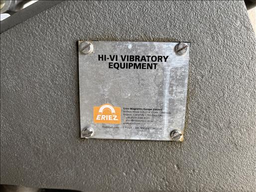 Vibratory conveyor