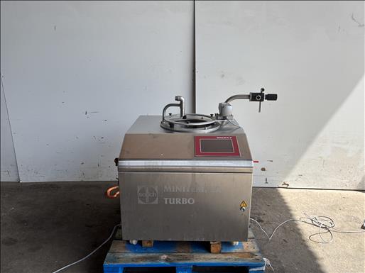 Chocolate tempering machine
