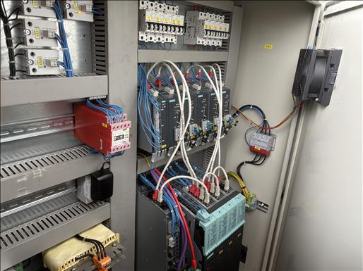 Fully automatic side sealer