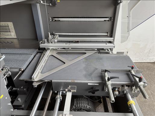 Fully automatic side sealer