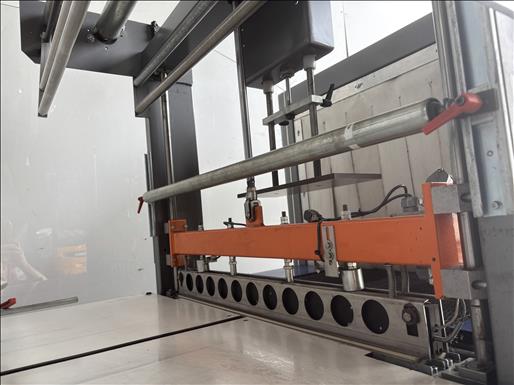 Shrink sleeve wrapper