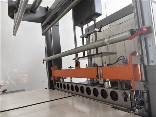 Shrink sleeve wrapper