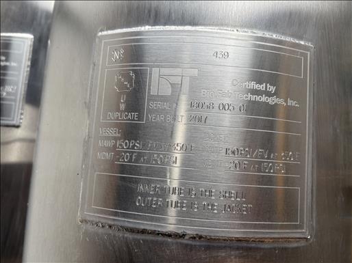 Shell and tube heat exchanger