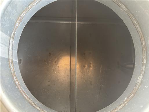 Holding tank
