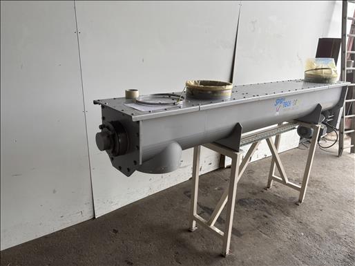 Screw conveyor