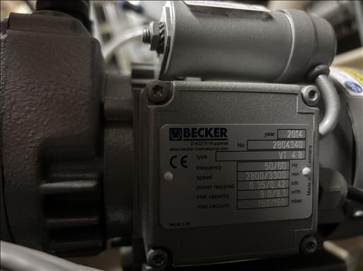 Vacuum pump