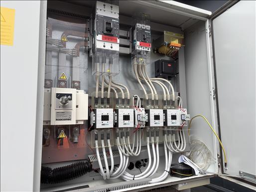 Air cooled chiller