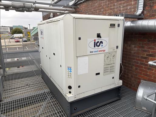 Air cooled chiller