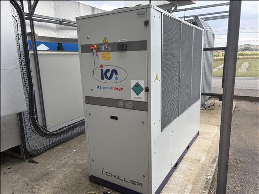Air cooled chiller