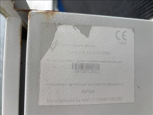 Air cooled water chiller