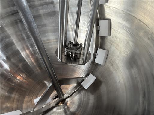 High shear mixing vessel
