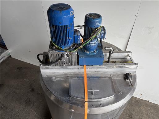 High shear mixing vessel