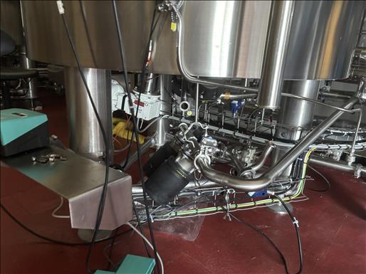 Mixing tank