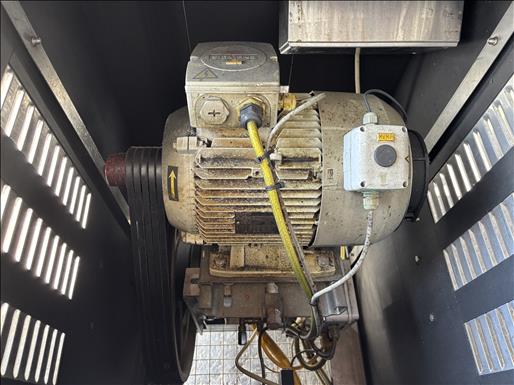 Piston homogeniser