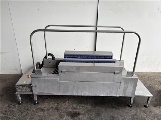 Boot wash station
