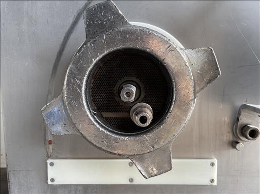 Meat grinder