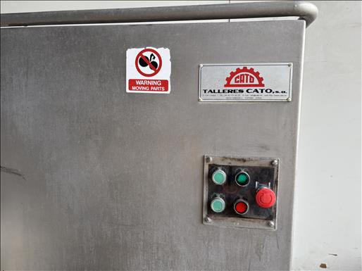 Meat grinder
