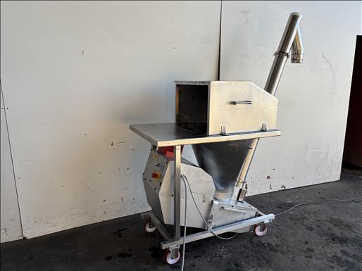 Mobile screw elevator