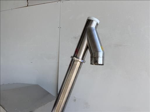 Mobile screw elevator