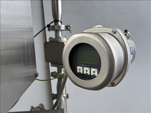 Filling machine