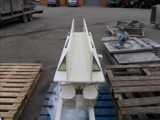 120x1300mm Vibratory conveyor