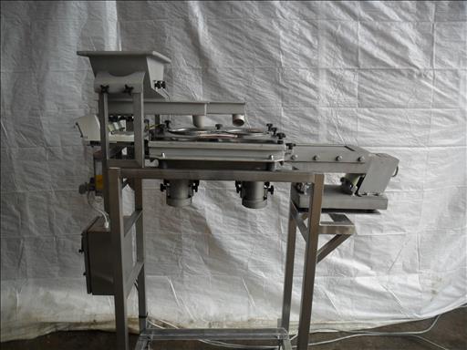 vibratory sieving unit