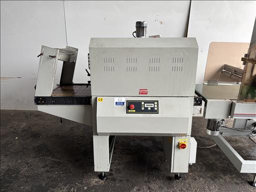 Sleeve wrapper and shrink tunnel