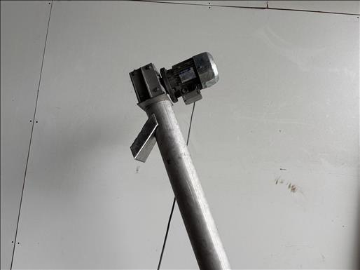 Elevator screw conveyor