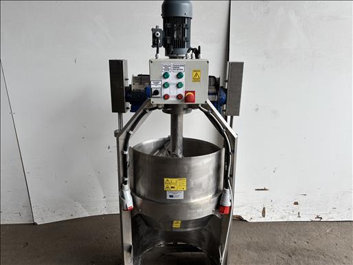 Cabbage cutting machine