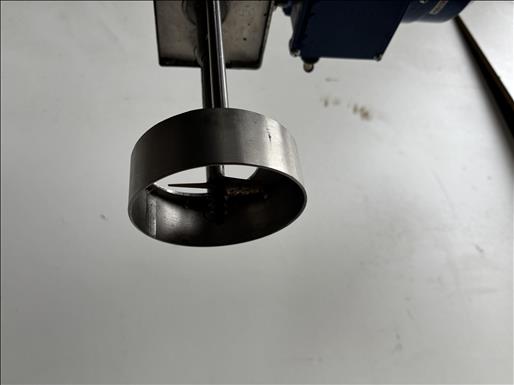 Cabbage cutting machine