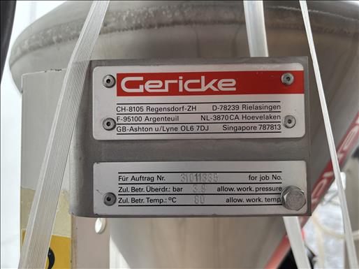 Pneumatic conveying system