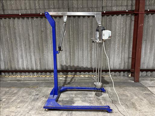 High shear mixer on stand