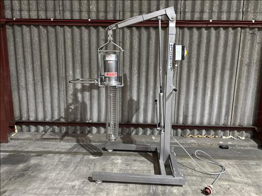 High shear mixer on stand